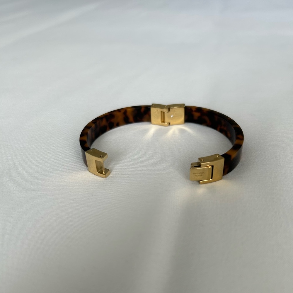 Tortoise Shell & Gold Bracelet - Picture 4 of 5